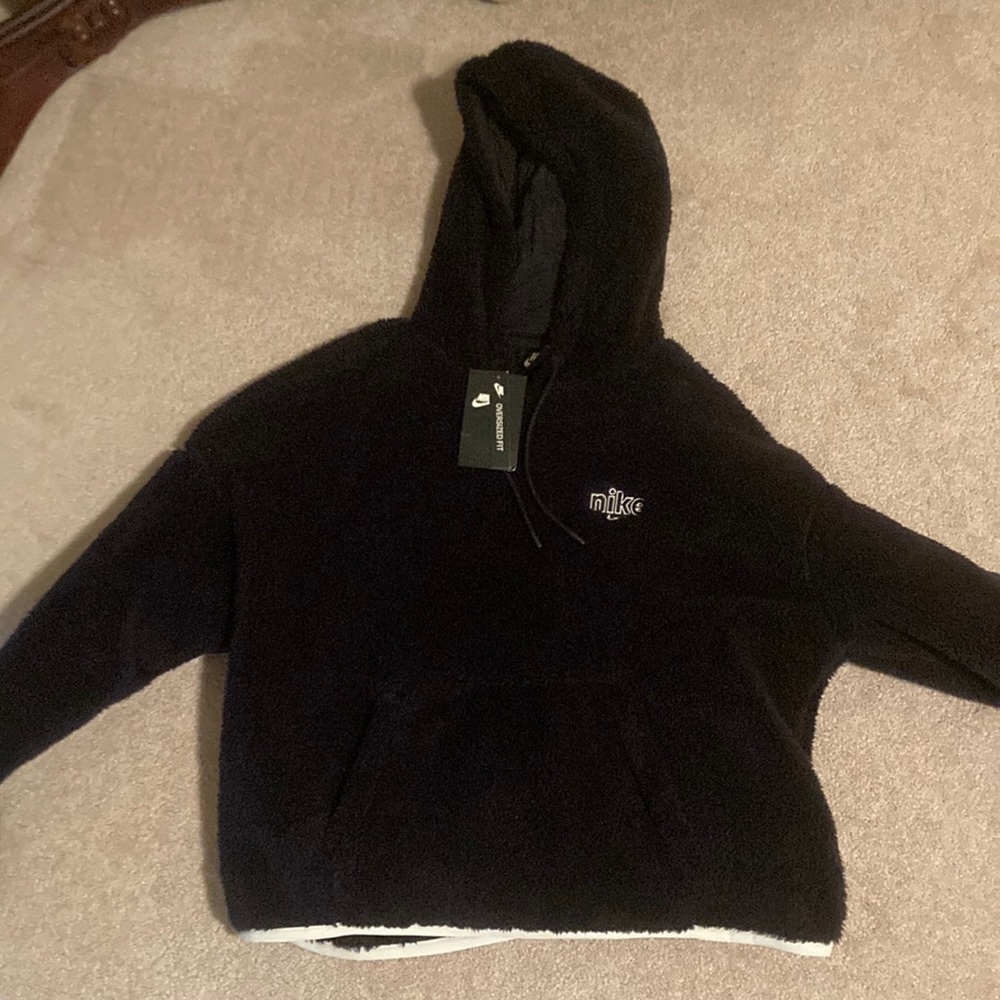 BRAND NEW Oversized Fit Fuzzy Nike Hoodie